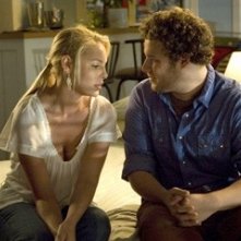 Katherine Heigl e Seth Rogen sono gli interpreti principali del film Molto incinta