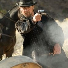 Russell Crowe in una scena di Quel treno per Yuma