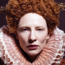 Cate Blanchett in una scena del film The Golden Age (2007)