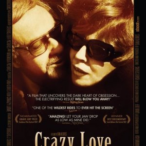 La locandina di Crazy Love