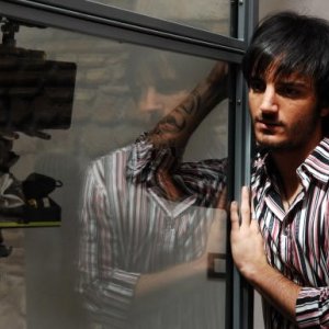 Una bella immagine di Nicolas Vaporidis in una scena di Come tu mi vuoi