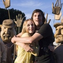 Evan Rachel Wood e Jim Sturgess in una scena di Across the Universe