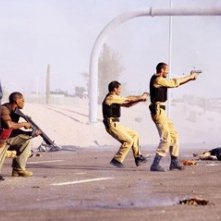 Jamie Foxx, Ashraf Barhoum e Ali Suliman in una scena di The Kingdom