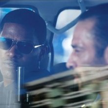Jamie Foxx e Ashraf Barhoum in una scena di The Kingdom