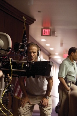 Peter Berg sul set del film The Kingdom
