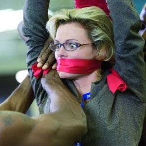 Una scena del film L'età barbarica