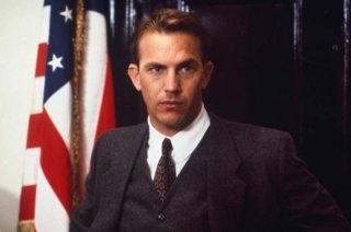 Kevin Costner in una scena de Gli Intoccabili.