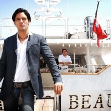 Gabriel Garko in una scena di Una moglie bellissima, diretto da Leonardo Pieraccioni