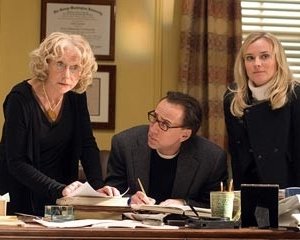 Nicolas Cage con Diane Kruger ed Helen Mirren in una sequenza del film National Treasure 2: Il Mistero delle pagine perdute