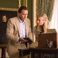 Nicolas Cage con Diane Kruger in una sequenza del film National Treasure 2: Il Mistero delle pagine perdute