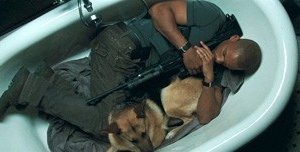 Will Smith in una sequenza di Io sono leggenda (I Am Legend) un film di Francis Lawrence del 2007