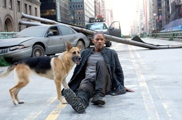 Will Smith in una sequenza di Io sono leggenda, di Francis Lawrence (2007)