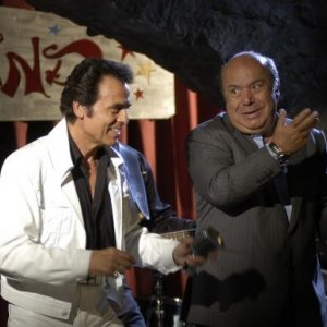 Lino Banfi e Little Tony in L'allenatore nel pallone 2 (2007)