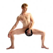 Andrew Blake in un'immagine promo di Naked Boys Singing