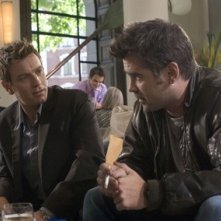 Ewan McGregor accanto a Colin Farrell in una scena di Sogni e Delitti