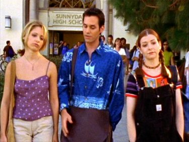 Sarah Michelle Gellar, Alyson Hannigan e Nicholas Brendon nell'episodio 'Un avversario pericoloso' di Buffy - L'ammazzavampiri