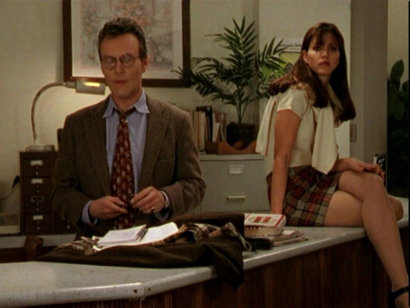 Anthony Head Charisma Carpenter In Una Scena Dell Episodio Un Attimo Di Felicita Di Buffy L Ammazzavampiri 50824