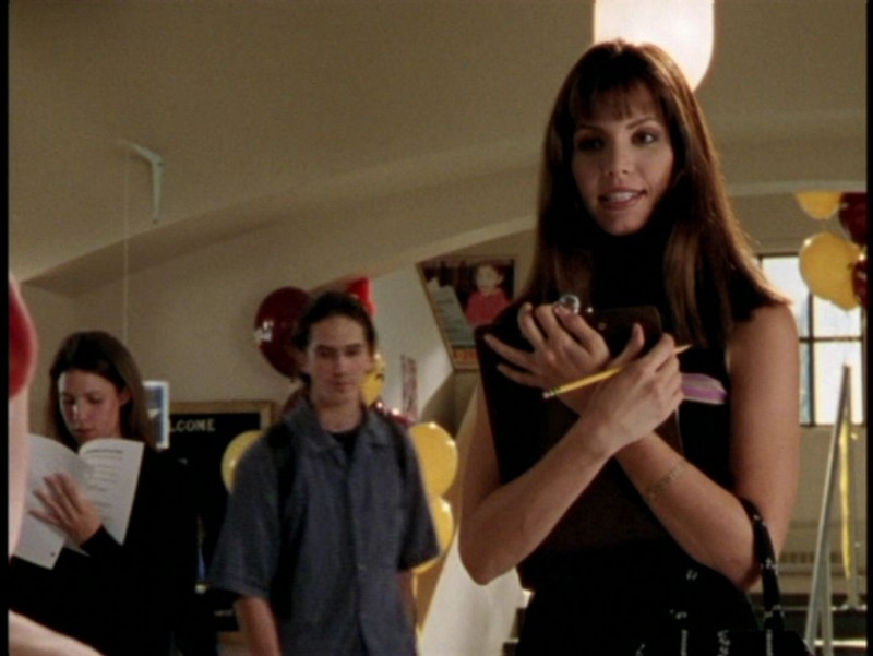 Charisma Carpenter In Una Scena Dell Episodio L Unione Fa La Forza 1A Parte Di Buffy L Ammazzavampiri 50728