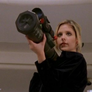 Sarah Michelle Gellar alla riscossa nell'episodio 'Un attimo di felicità' di Buffy - L'ammazzavampiri 