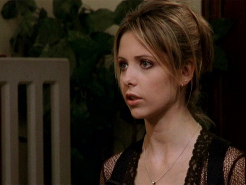 Sarah Michelle Gellar In Una Scena Dell Episodio Un Attimo Di Felicita Di Buffy L Ammazzavampiri 50825