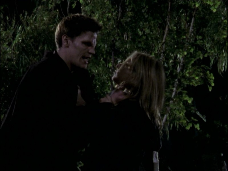 David Boreananz E Sarah Michelle Gellar In Una Scena Dell Episodio Il Mostro Di Buffy L Ammazzavampiri 50953
