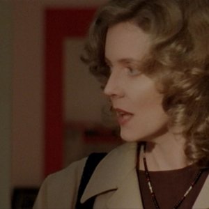 Kristine Sutherland nell'episodio 'Il mostro' di Buffy - L'ammazzavampiri 