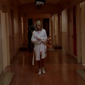Sarah Michelle Gellar in una scena dell'episodio 'Il mostro' di Buffy - L'ammazzavampiri 