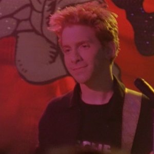 Seth Green in una scena dell'episodio 'Caccia all'uomo' di Buffy - L'ammazzavampiri 