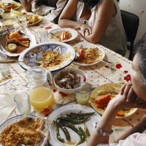 Una scena del film Cous Cous (La graine et le mulet)