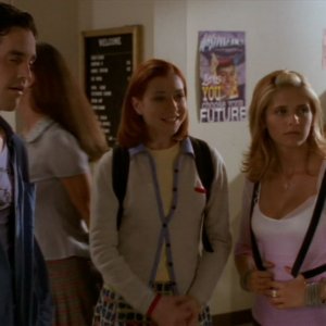 Alyson Hannigan, Nicholas Brendon e Sarah Michelle Gellar nell'episodio 'L'incantesimo' di Buffy - L'ammazzavampiri