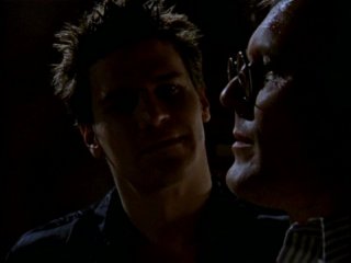 David Boreanaz e Anthony Head in una sequenza dell'episodio 'L'inizio della storia (2ª parte)' della seconda stagione di Buffy - L'ammazzavampiri