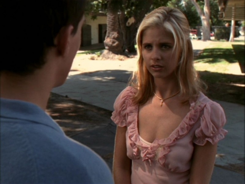 Sarah Michelle Gellar Nell Episodio Il Ballo Di Fine Corso Di Buffy L Ammazzavampiri 51233