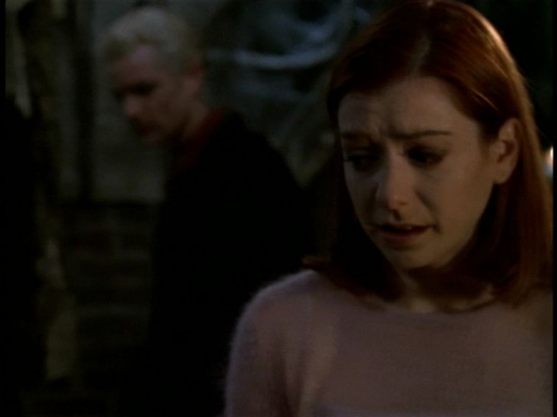 Alyson Hannigan E James Marsters In Una Scena Dell Episodio Il Sentiero Degli Amanti Di Buffy L Ammazzavampiri 51451