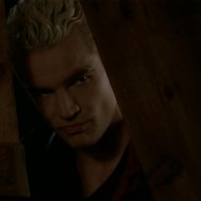 James Marsters in una scena dell'episodio 'Il sentiero degli amanti' di Buffy - L'ammazzavampiri