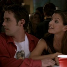 Nicholas Brendon e Charisma Carpenter nell'episodio 'Rivelazioni' di Buffy - L'ammazzavampiri