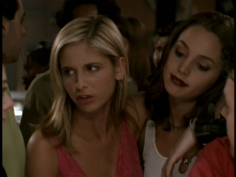 Sarah Michelle Gellar E Eliza Dushku Nell Episodio Rivelazioni Di Buffy L Ammazzavampiri 51425
