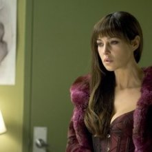 Monica Bellucci in un'immagine del thriller Shoot 'Em Up