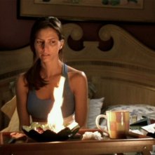 Charisma Carpenter in una scena dell'episodio 'Il desiderio' di Buffy - L'ammazzavampiri