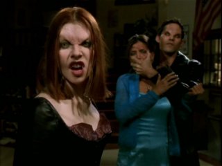 Nicholas Brendon, Alyson Hannigan e Charisma Carpenter in una scena dell'episodio 'Il desiderio' di Buffy - L'ammazzavampiri