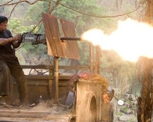 Sylvester Stallone in una sequenza del film 'John Rambo'