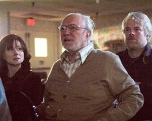 Laura Linney, Philip Bosco, Philip Seymour Hoffman sono gli interpreti de La famiglia Savage