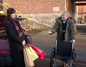 Philip Seymour Hoffman e Laura Linney sono i protagonisti de La famiglia Savage