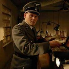 Una sequenza del film Il falsario - Operazione Bernhard