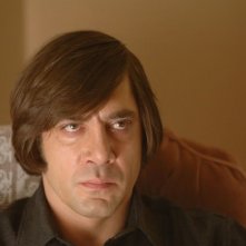 Javier Bardem in una scena del film No Country for Old Men