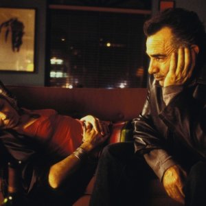 Moshe Ivgy e Phyllis Sommerville in una scena di 'Restless'