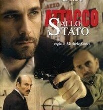 La locandina di Attacco allo Stato