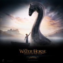Wallpaper del film The Water Horse - La leggenda degli abissi con i due protagonisti