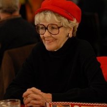 Elaine Stritch in una scena dell'episodio 'Ludachristmas Party' della seconda stagione di 30 Rock