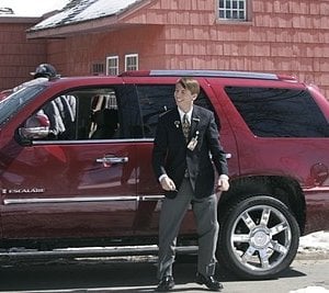 Jack McBrayer in una scena dell'episodio 'Hiatus' della prima stagione di 30 Rock