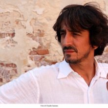 L'attore e regista Sergio Rubini in una scena del thriller Colpo d'occhio